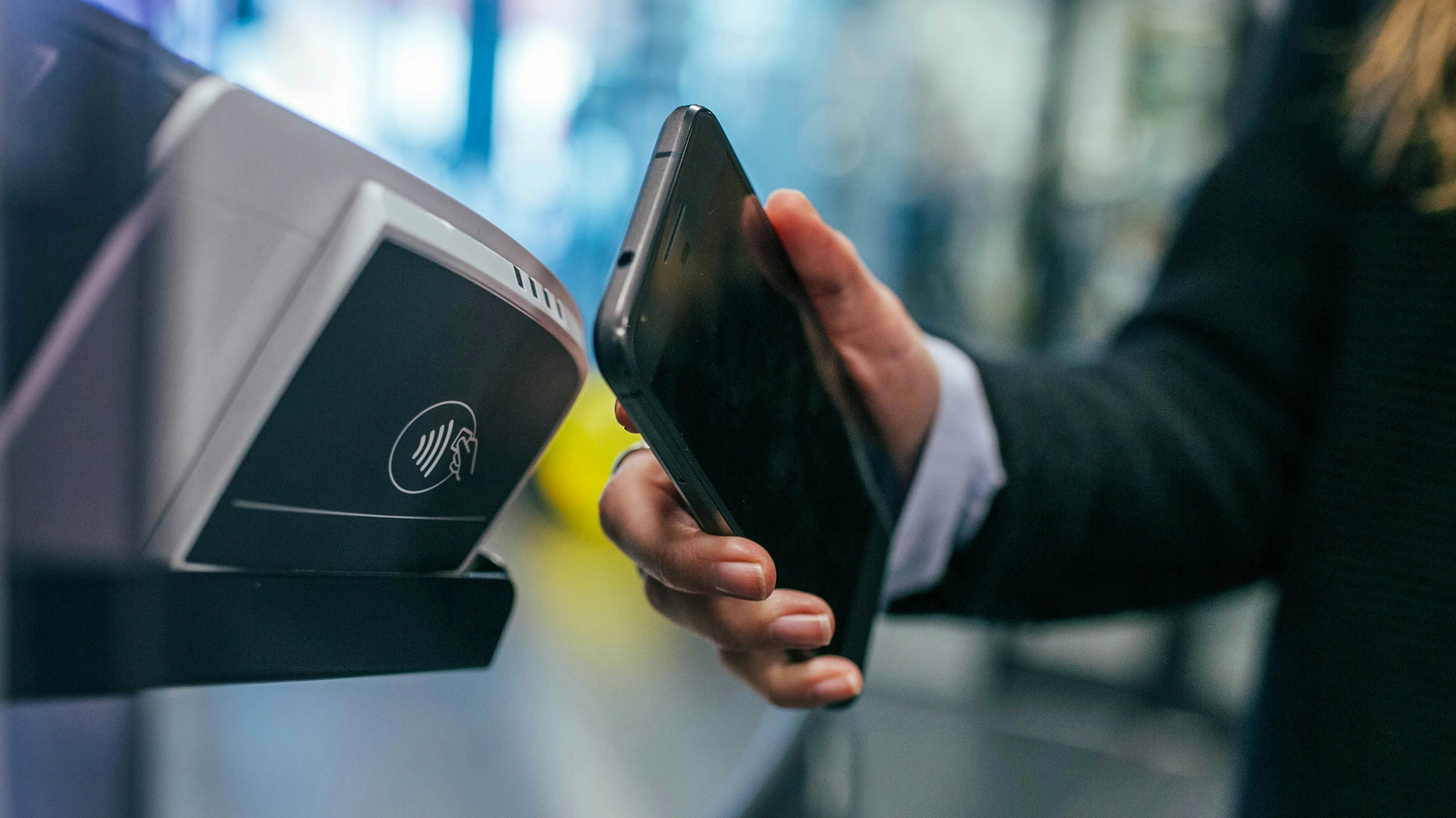 يتيح البرمجيات الخبيثة الجديدة لأندرويد للمتسللين سرقة بطاقتك بمجرد لمسة