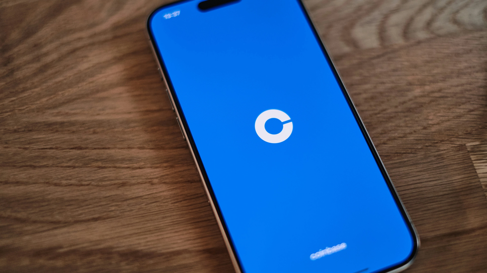 تقول Coinbase أن العاملين تم رشوتهم في محاولة سرقة بيانات ضخمة