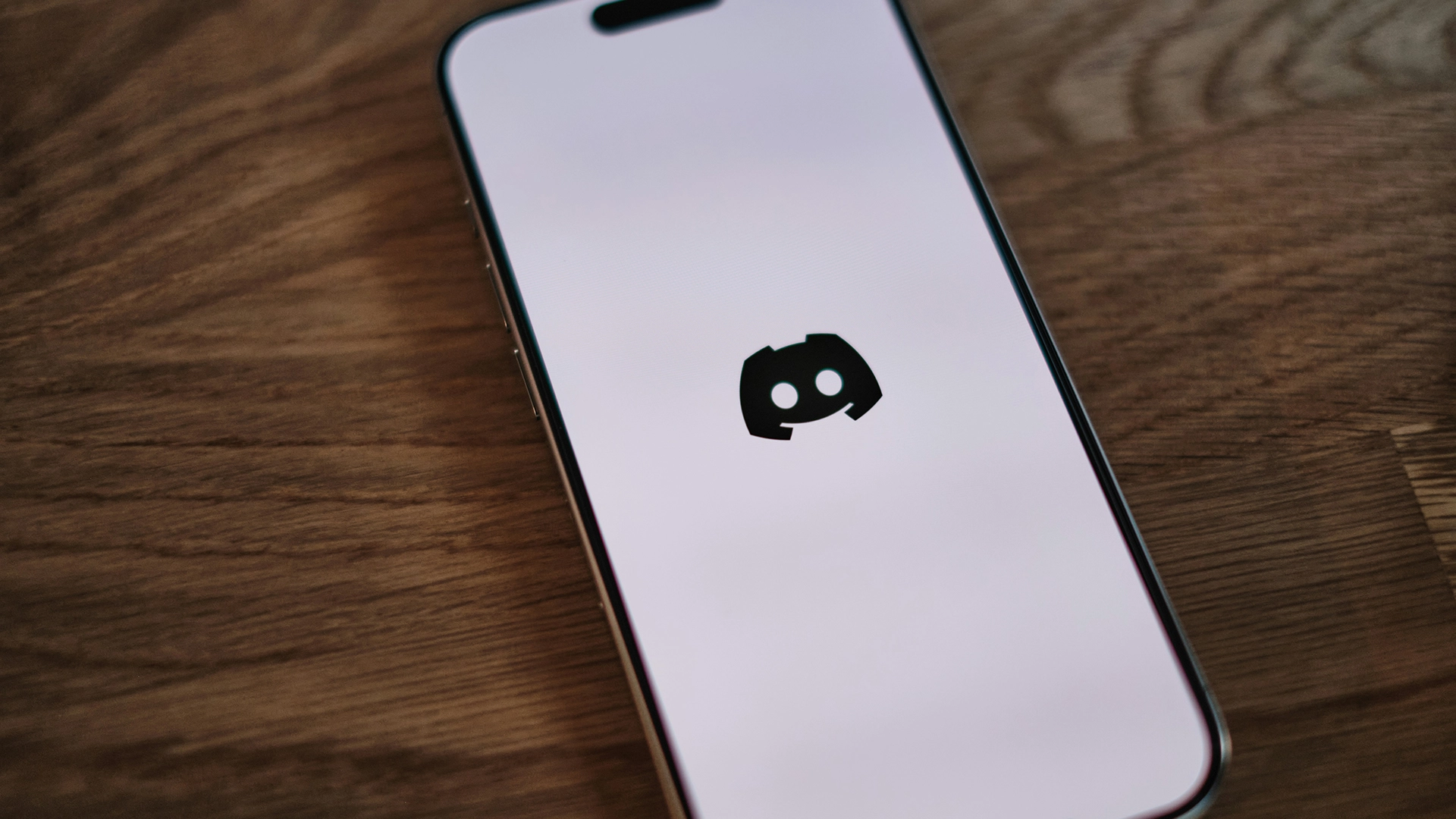 تنمو المخاوف بشأن الخصوصية في Discord بعد أن ذهبت 2 مليار رسالة للعامة