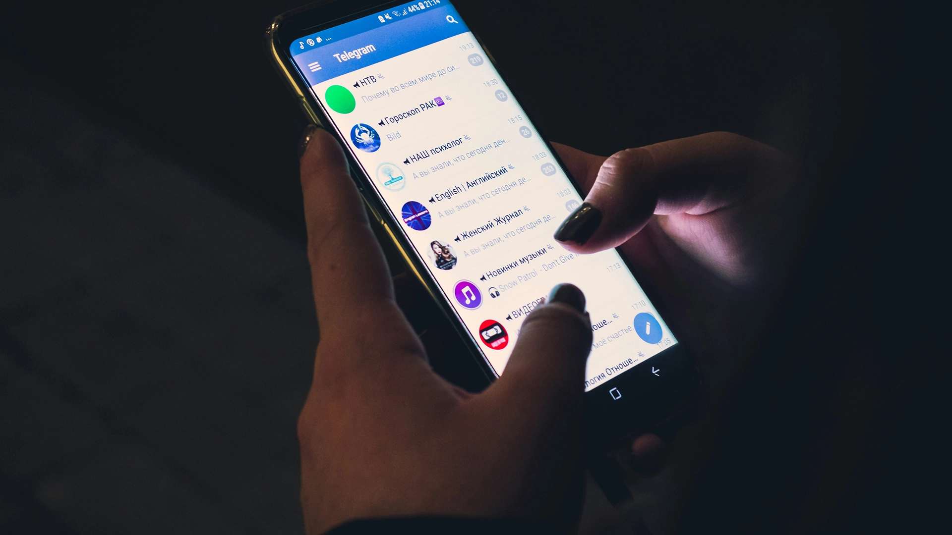 تحذر الـFBI من ارتفاع في نصوص الاحتيال التي تتظاهر بأنها من المسؤولين الأمريكيين