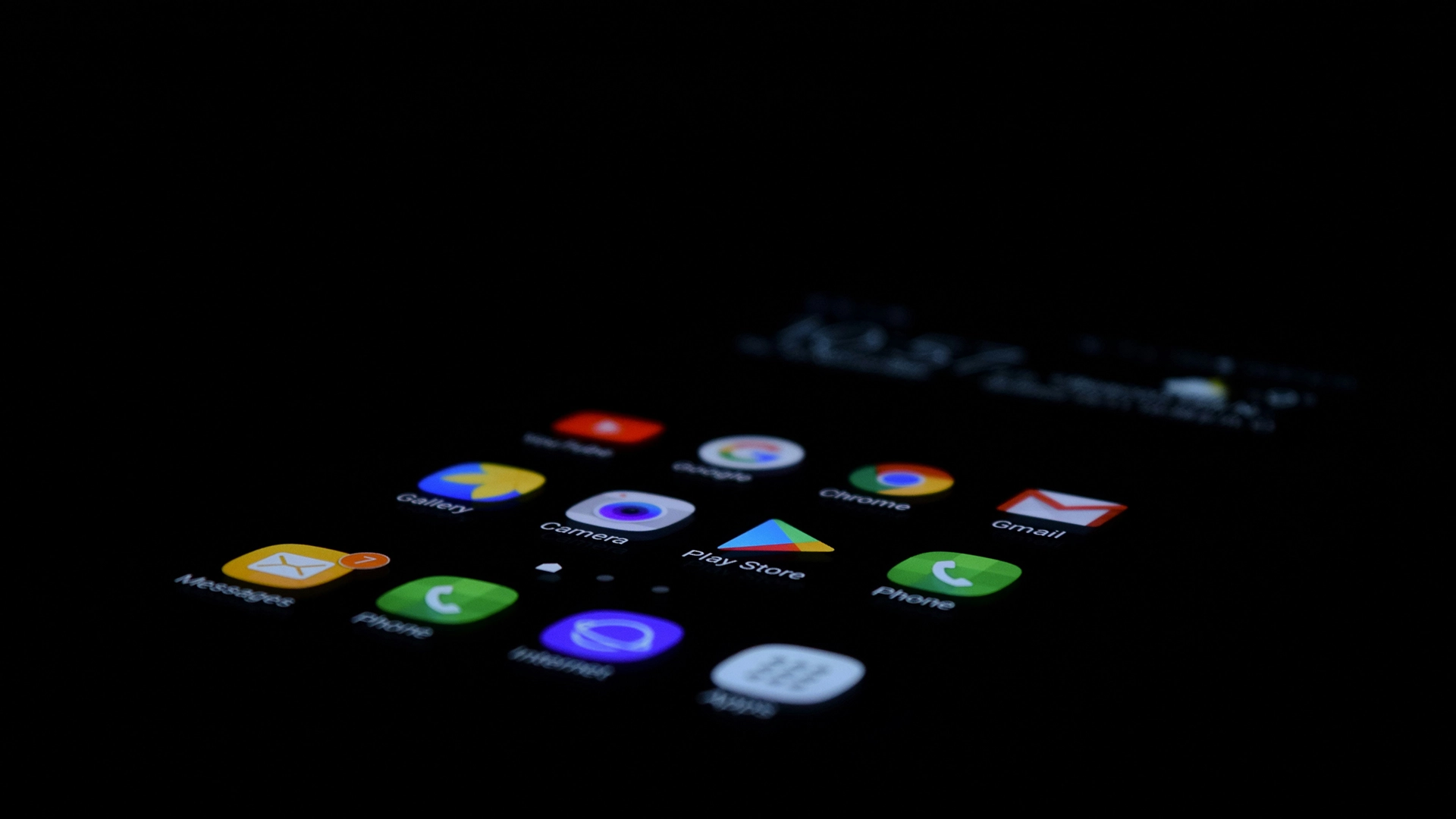 حملة ضخمة للغش في الإعلانات المحمولة مخفية في تطبيقات Google Play