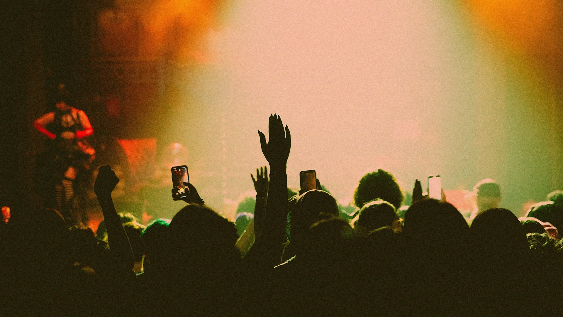 تقاضي FTC شركة Ticketmaster للتعاون مع السماسرة ورفع الأسعار