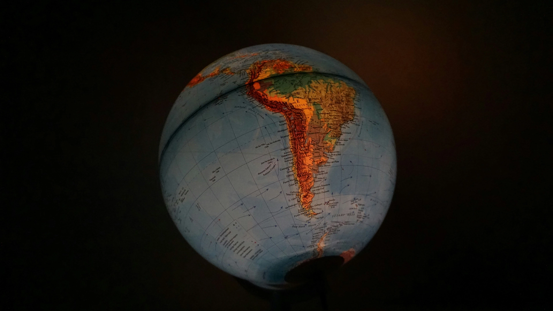 Latam-GPT: تطوير أمريكا اللاتينية للذكاء الصناعي المفتوح المصدر